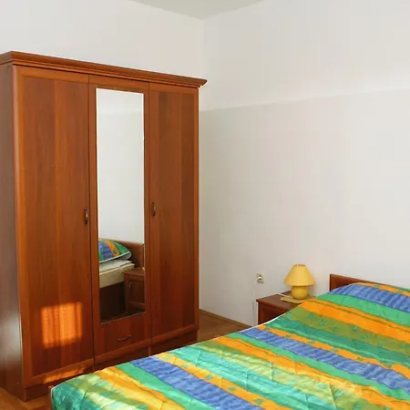 Apartment Sveta Nedilja 4049b